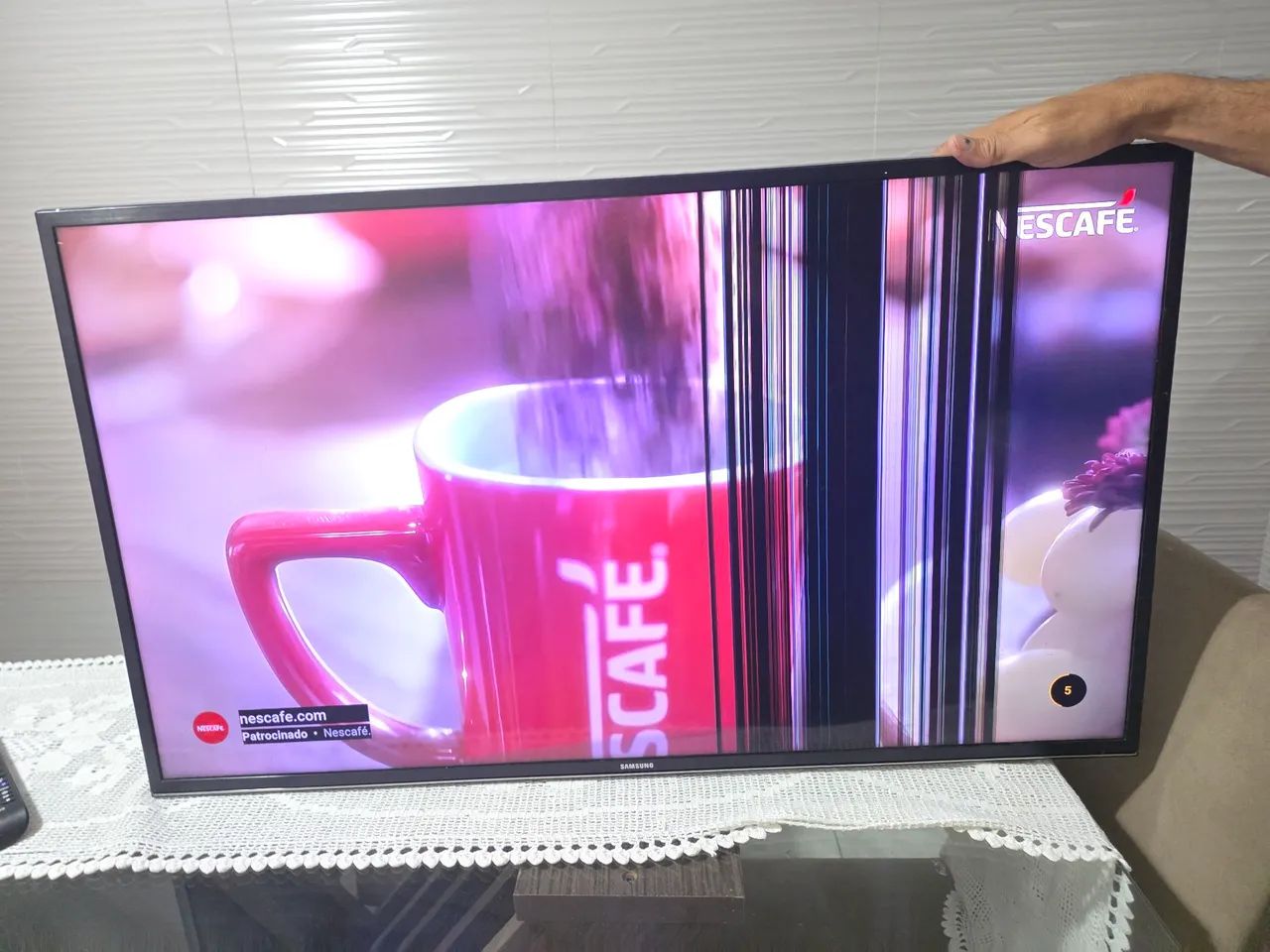 TV Samsung 40" com defeito na tela - Foto 3