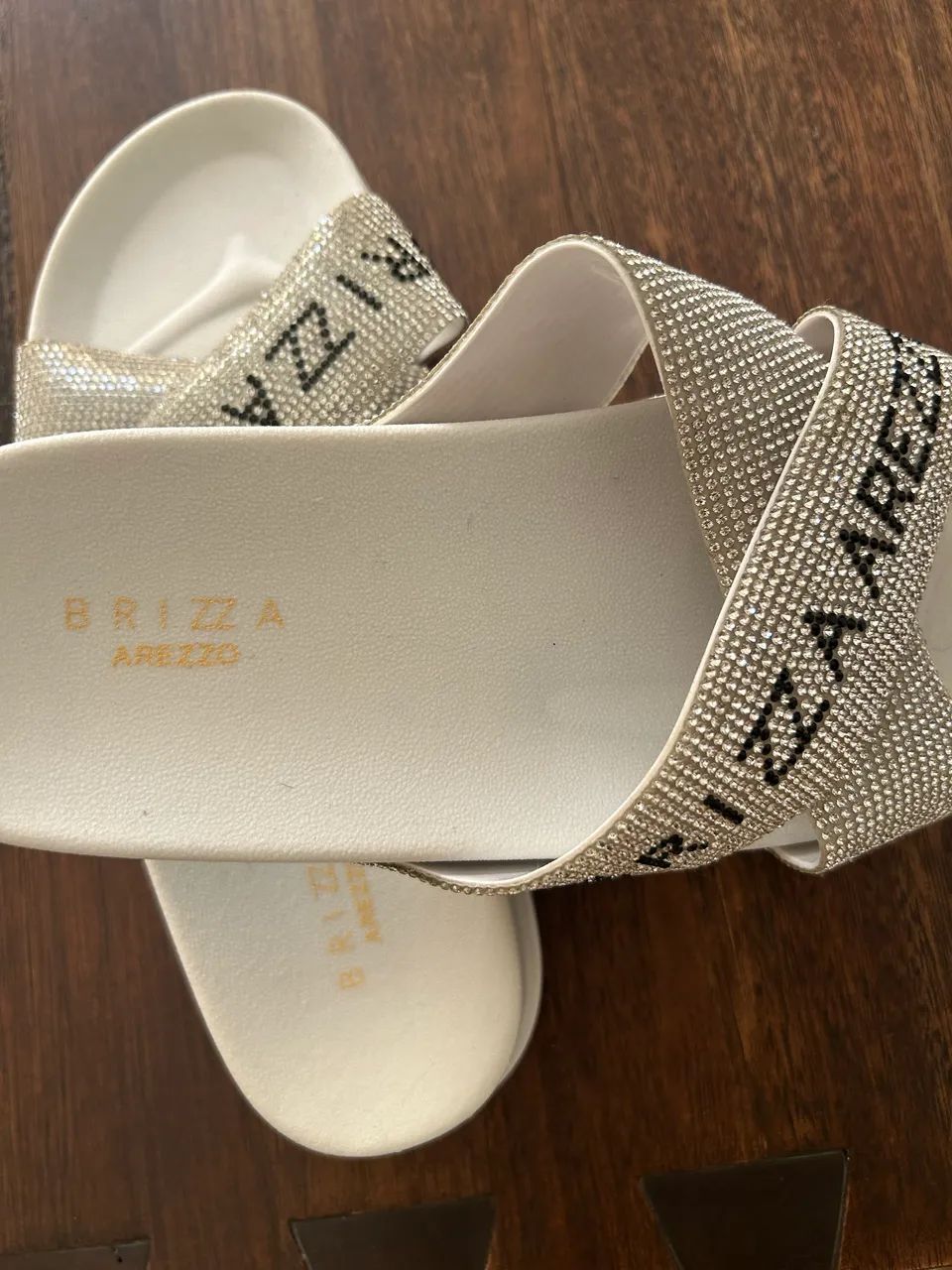 Sandália Arezzo  100% nova