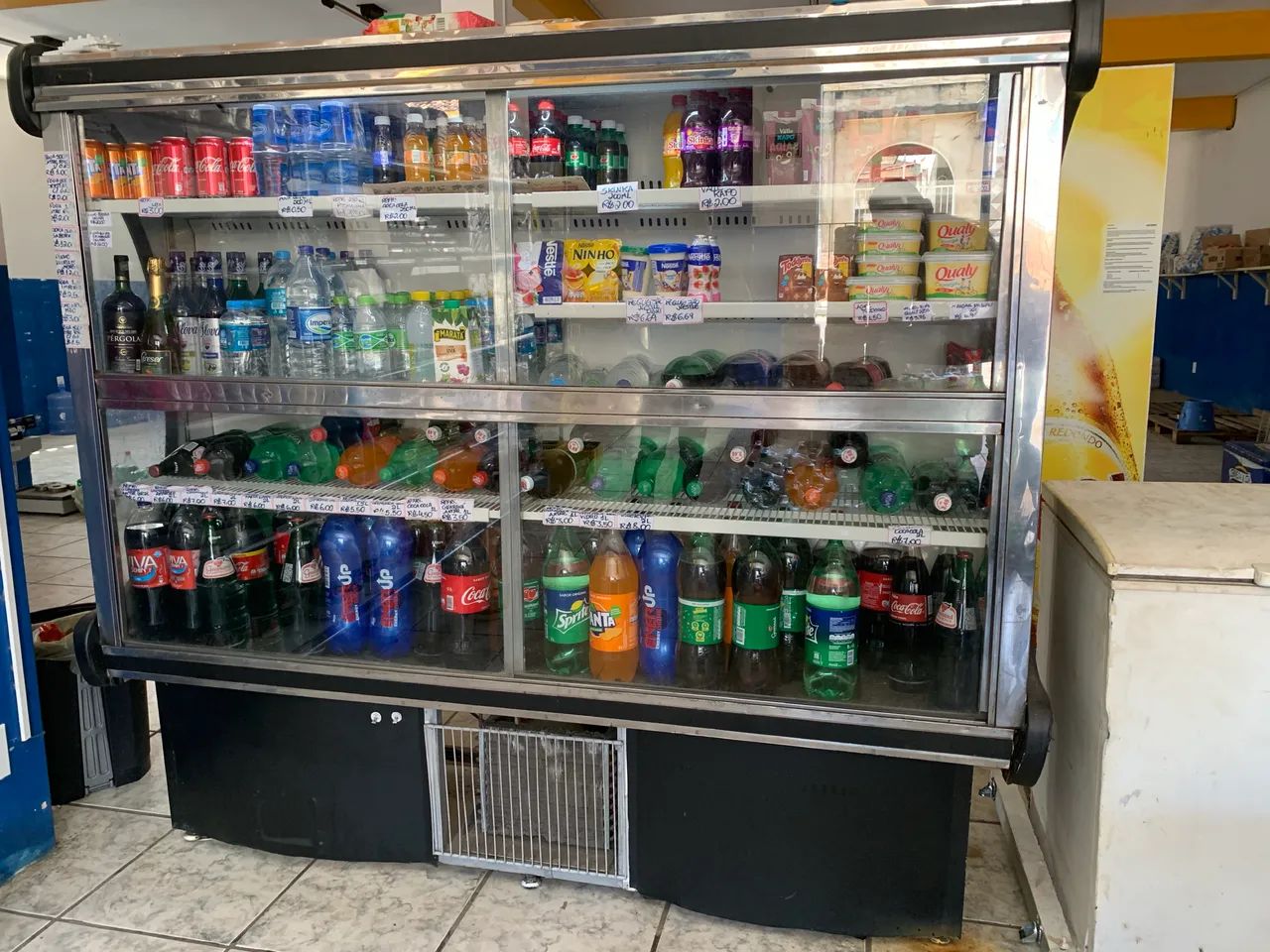 Expositor Refrigerado para Bebidas 127w - Foto 3