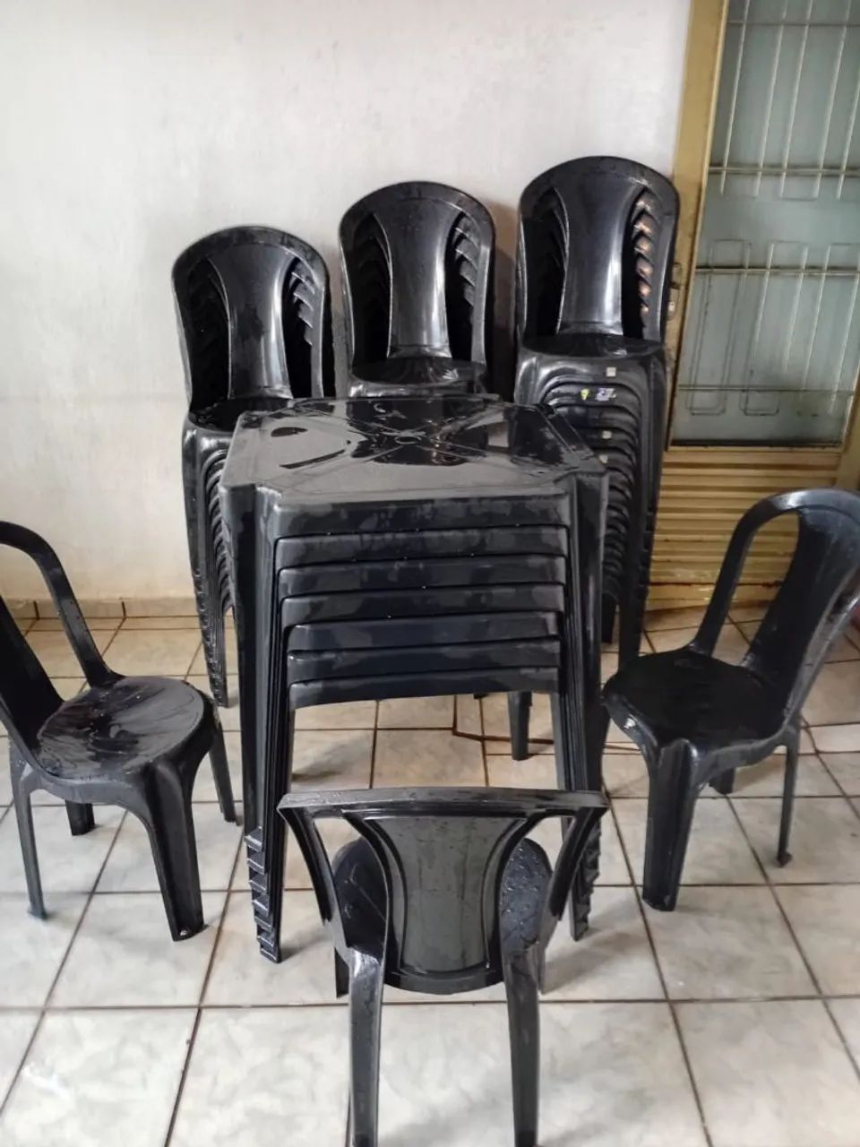 Jogos de mesas, 150 reais cada, 3 jogos completos 