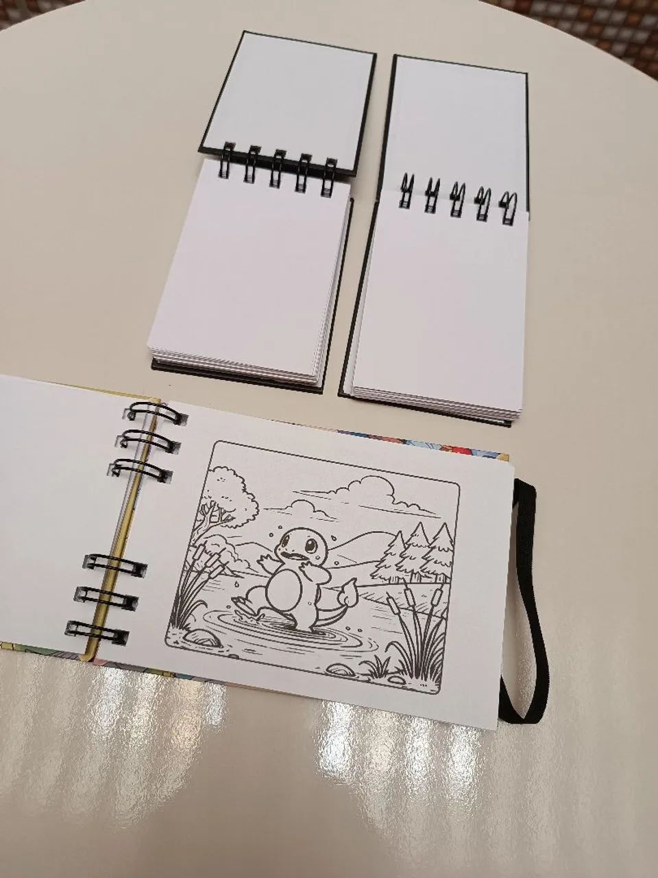 Conjunto Livro de Colorir + 2 Blocos de Nota - Foto 4