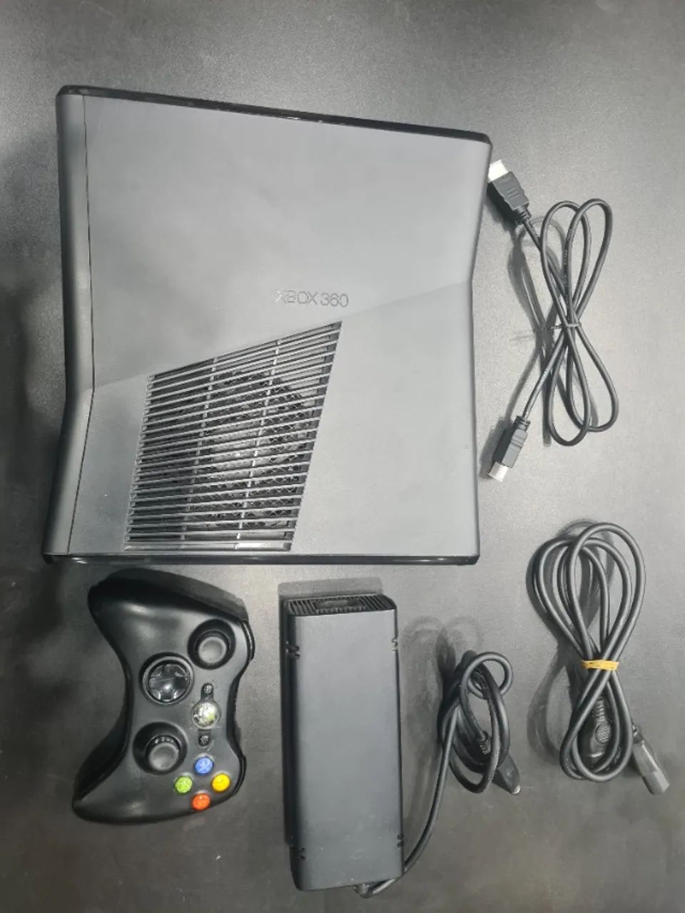 "Console Xbox 360 Slim Desbloqueado RGH 3.0 (Lê Discos originais, paralelos e HD) - Foto 3