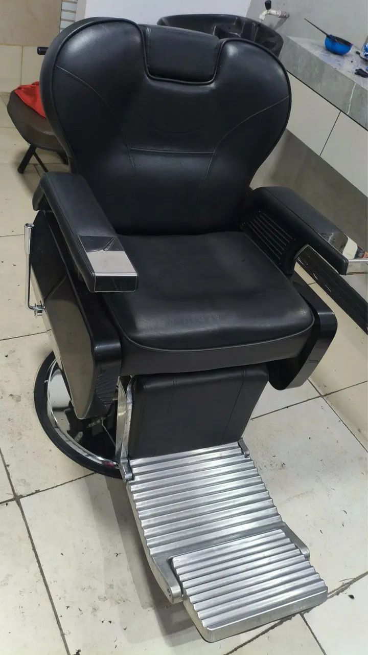 Vende-se cadeira de barbeiro 