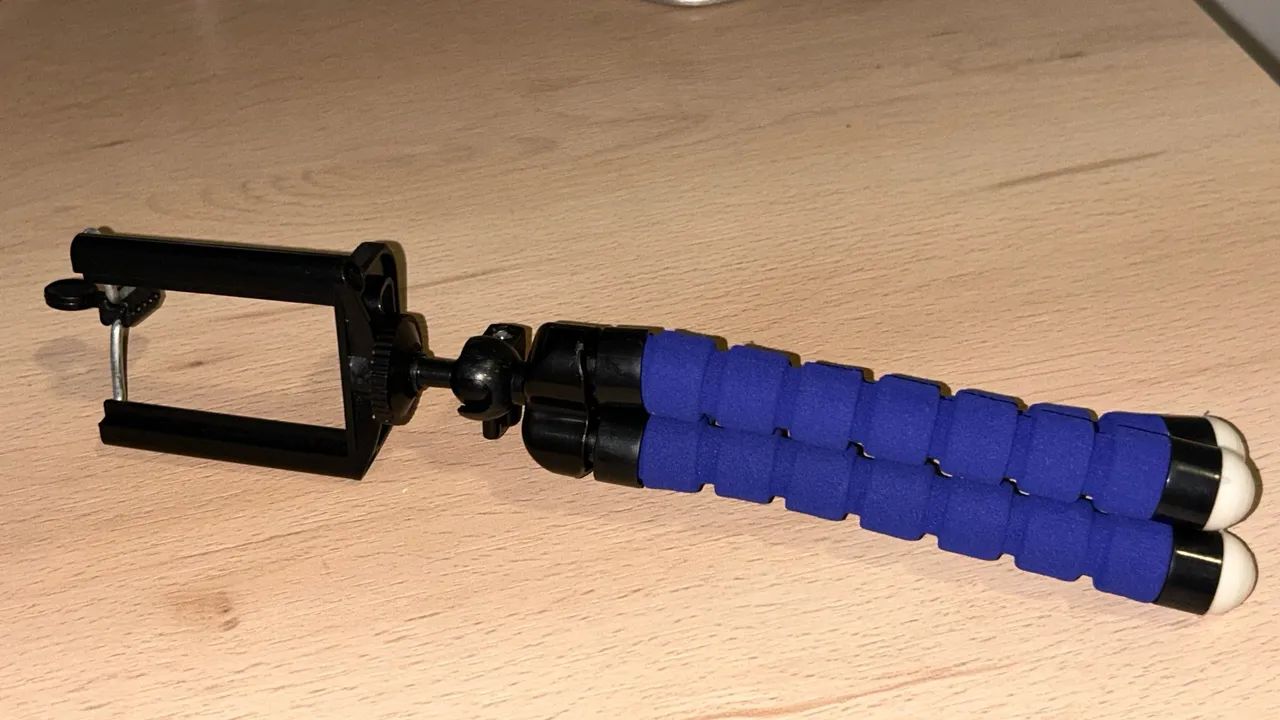 Suporte universal para celulares - Tripé - Foto 5
