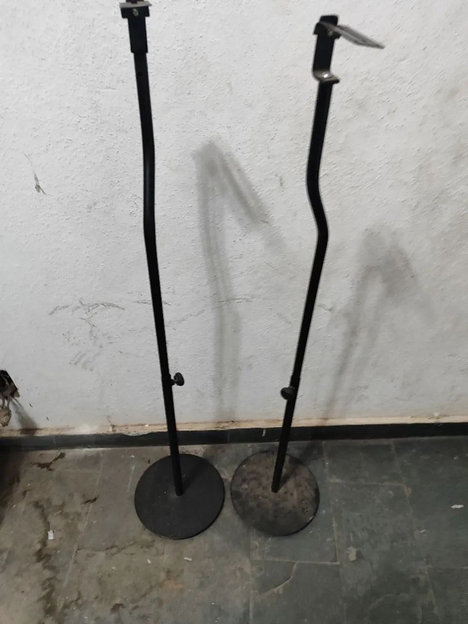 Pedestal  para caixas receiver Home 