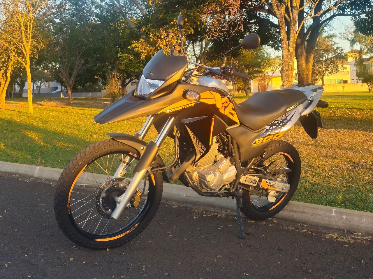 XRE. 300. ADVENTURE   - Foto 3