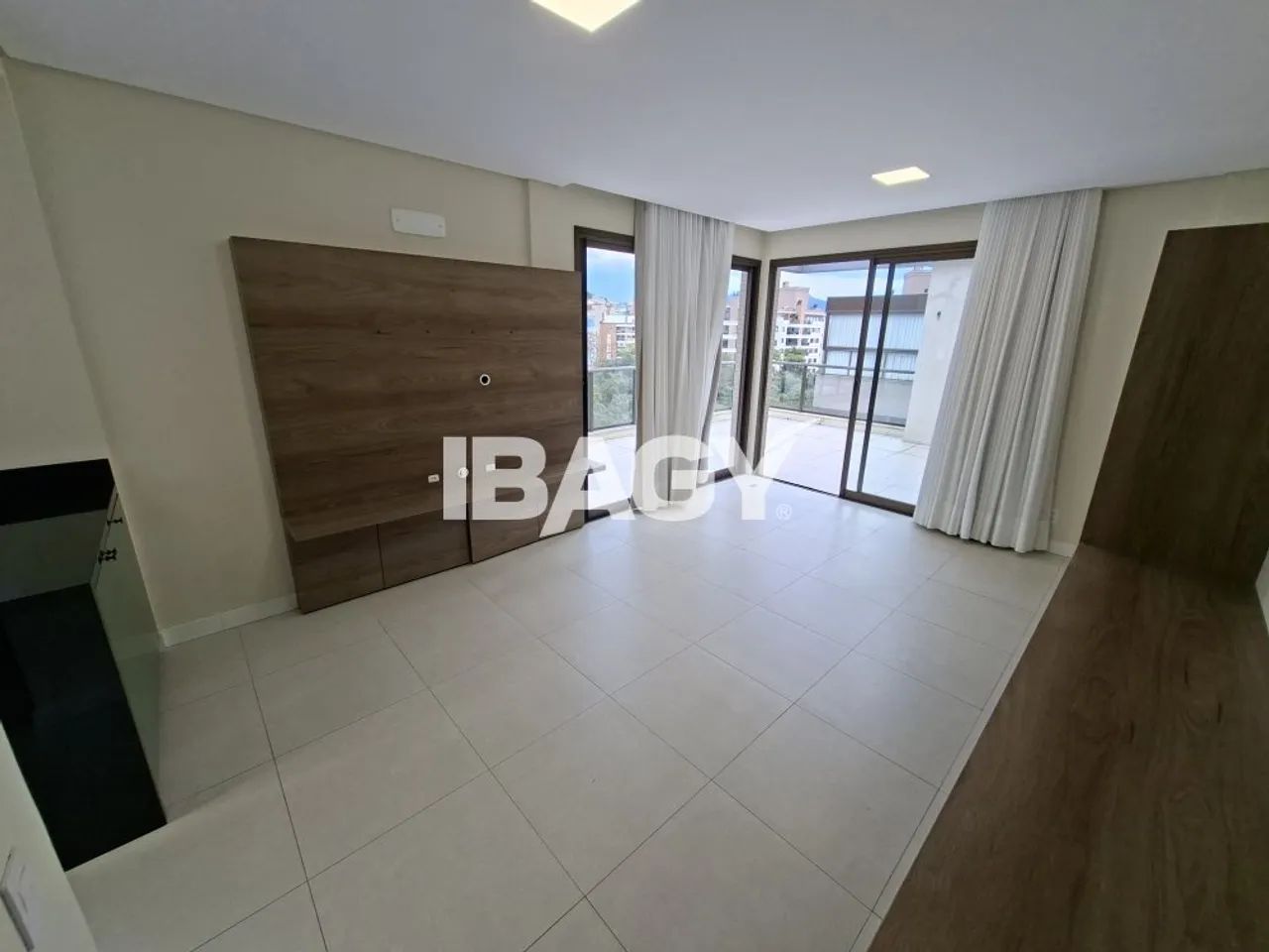 Excelente Apartamento 1 dormitório(s) em Córrego Grande - Florianópolis - Foto 2