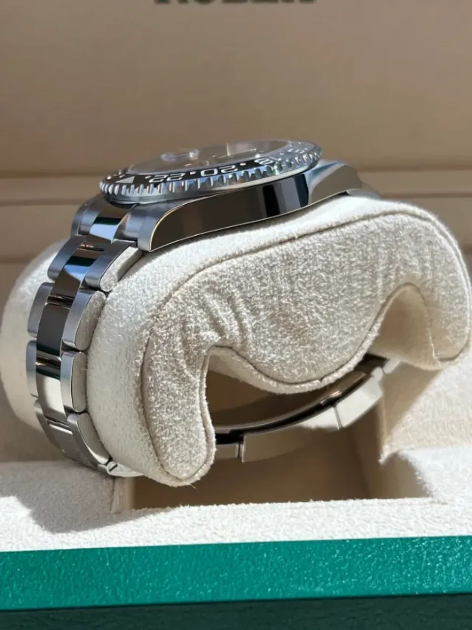 Rolex GMT Master II Bruce Wayne Oyster Eta 3035 Automático - Foto 4