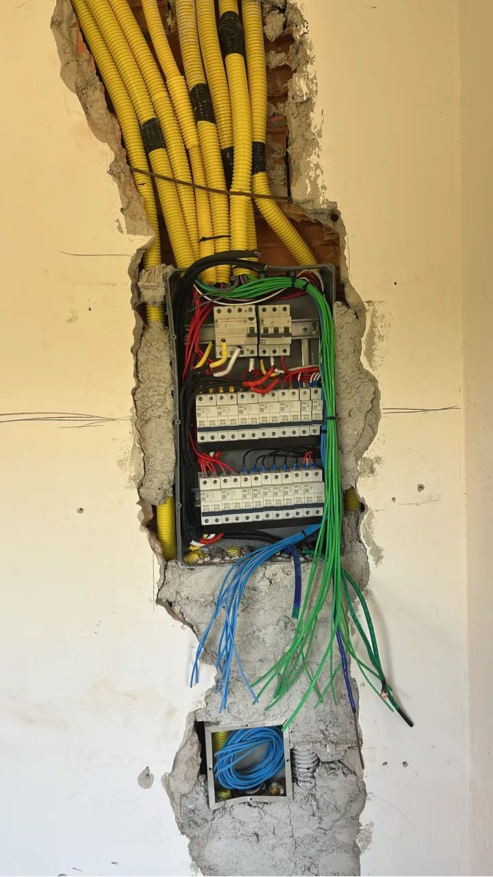 TECNICO ELETRICISTA ALTO PADRÃO  - Foto 4