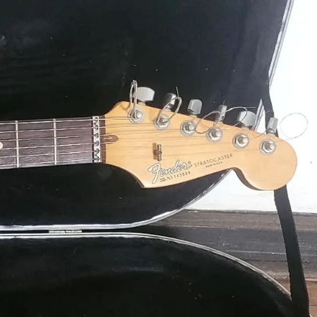 Guitarra Fender Stratocaster American Plus 1993 Com Case 100