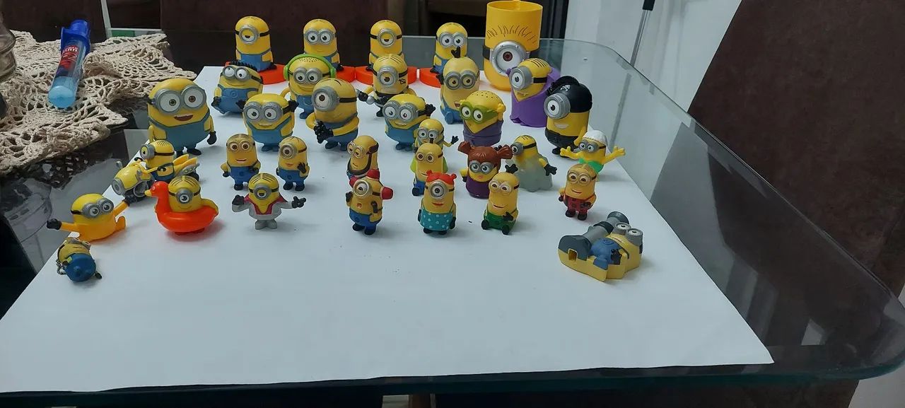 Lote com 34 miniaturas  minions  - Foto 2