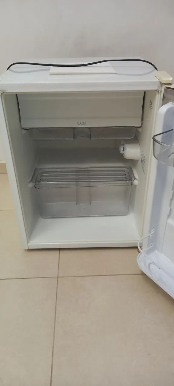 Frigobar Consul Compacto 80 - 110V - Foto 2