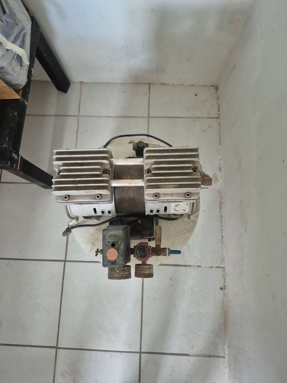 Compressor odontológico shuster - Foto 2