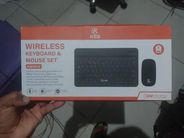 Teclado e mouse sem fio 