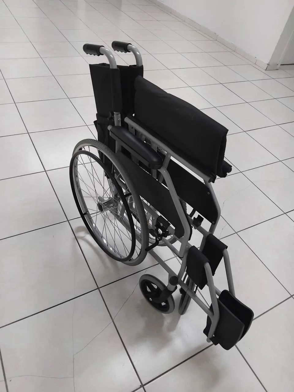Cadeira de rodas - Foto 4