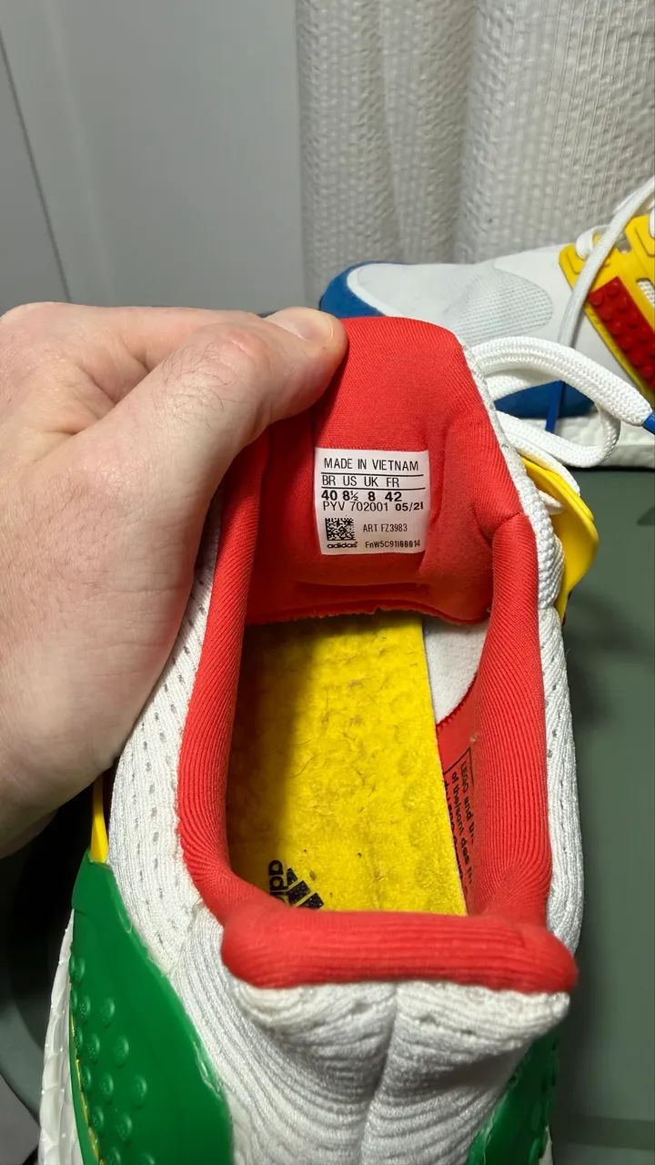 Tênis Adidas Lego Ultraboost 40 - Foto 2