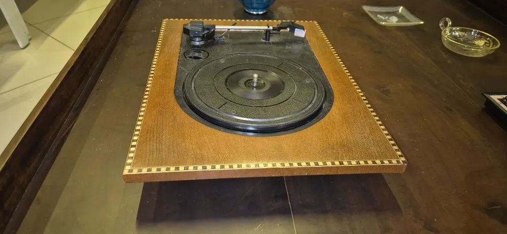 Toca-Discos ION Quick Play LP