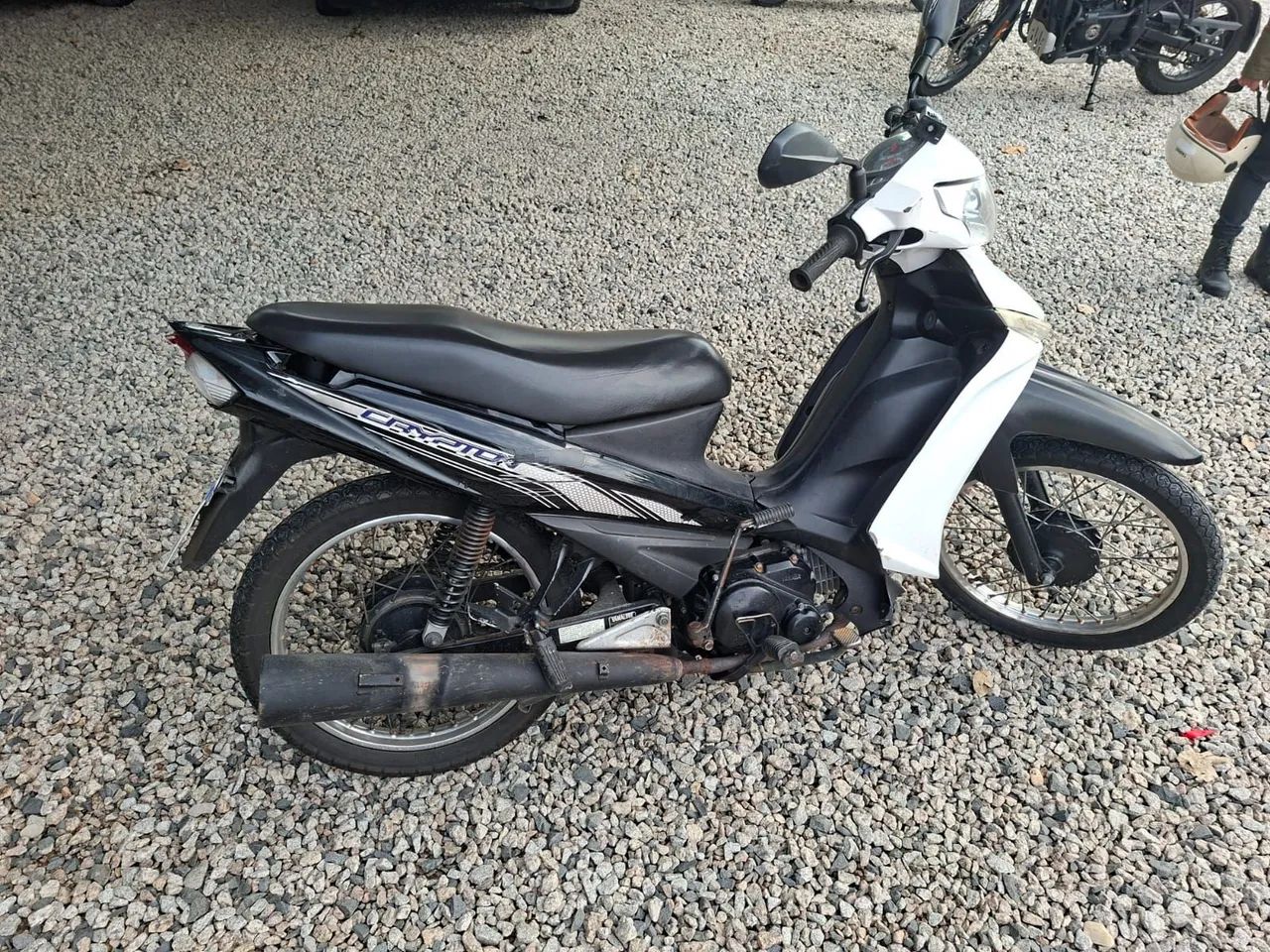 Yamaha Crypton 110cc 2013 - Foto 2
