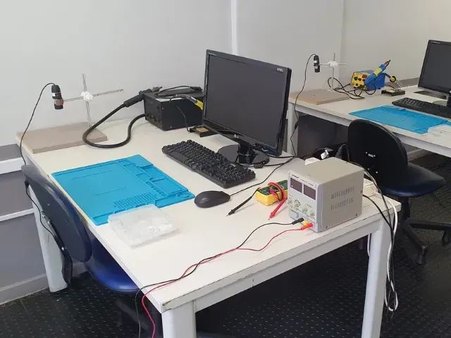 Manutenção em celulares - Foto 2