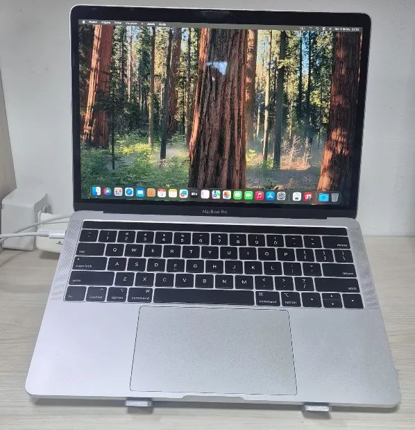 MacBook本体 MacBookPro2019 i5 8G 128G/office,Windows MacBook Pro (13 polegadas, 2019, duas portas Thunderbolt 3