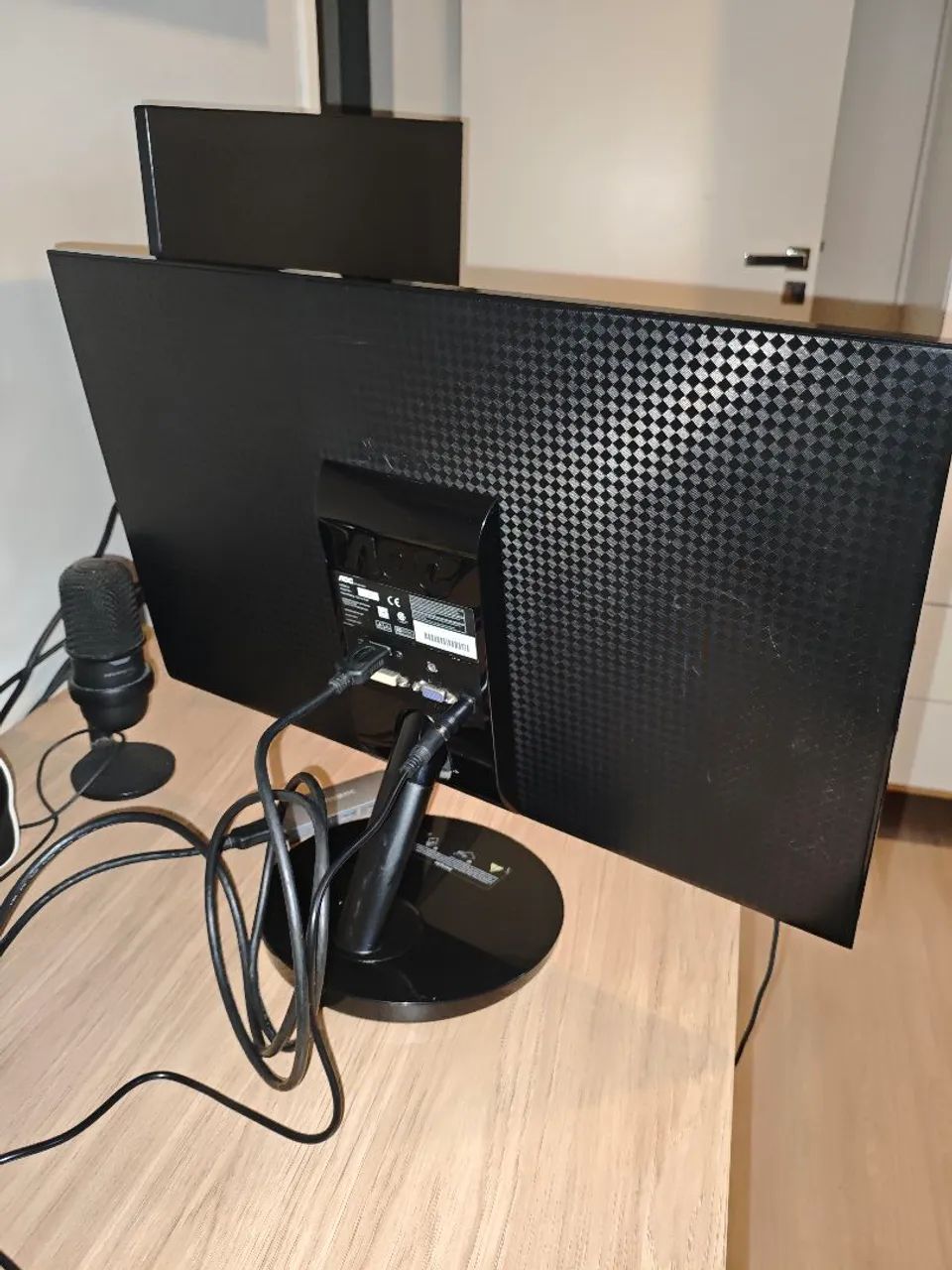 Monitor ultrafino AOC LED Full HD 22 polegadas ( HDMI, VGA, DVI ) - Foto 4