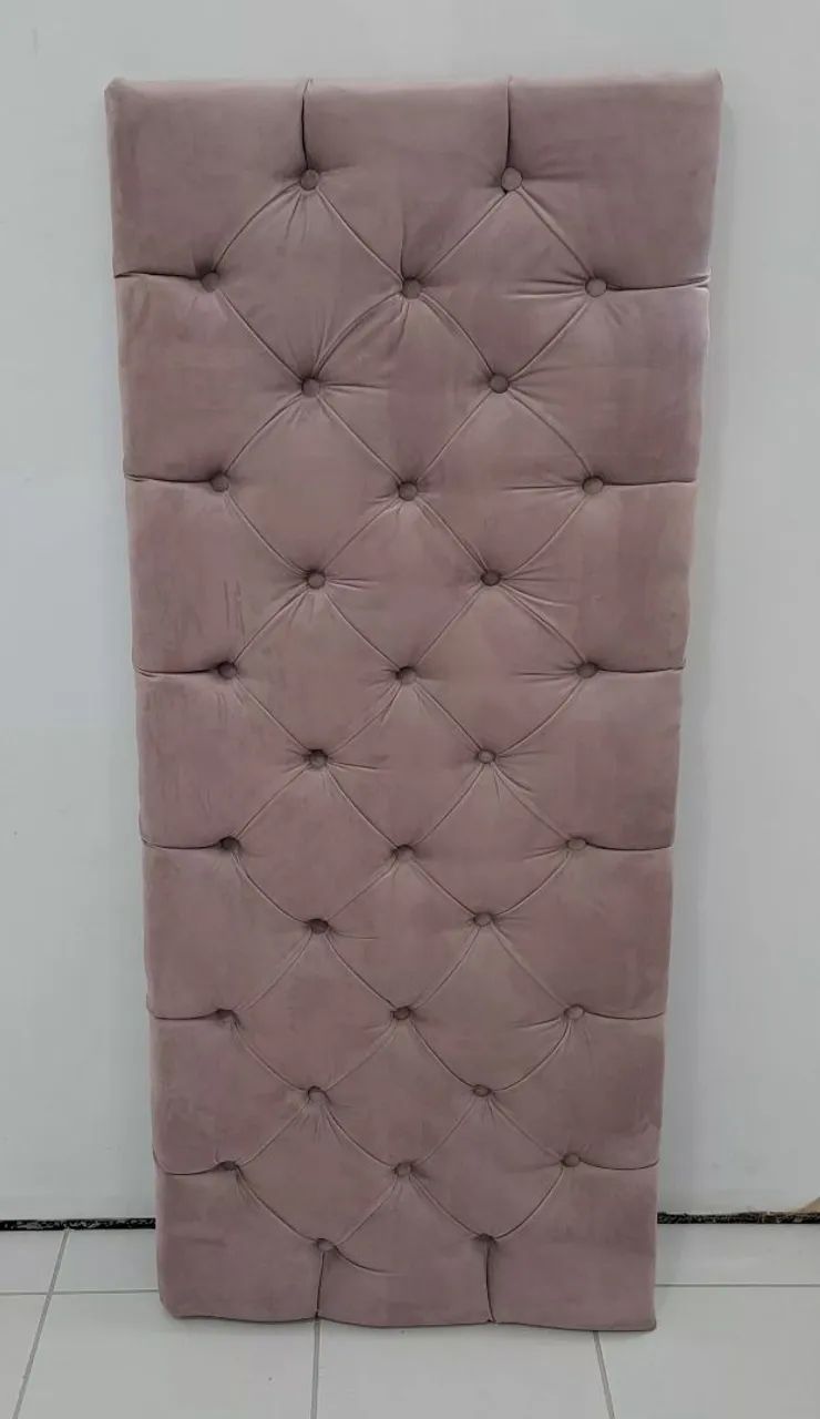 Cabeceira de cama pitonê usada