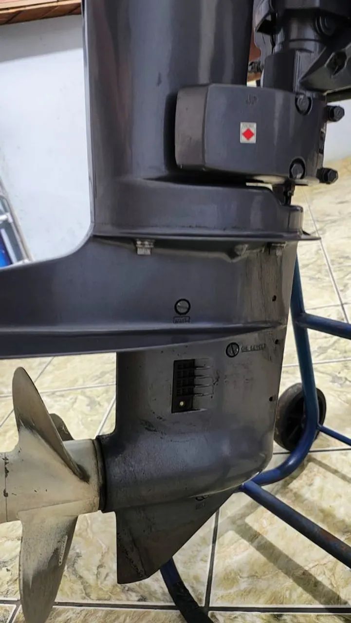 Motor de popa YAMAHA 25 HP  - Foto 3