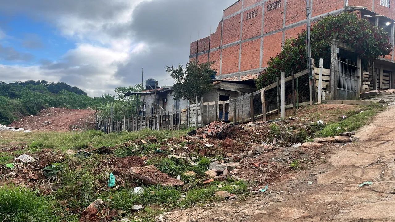 Vende-se Terreno - 8x25 m (200 m2) - Foto 3