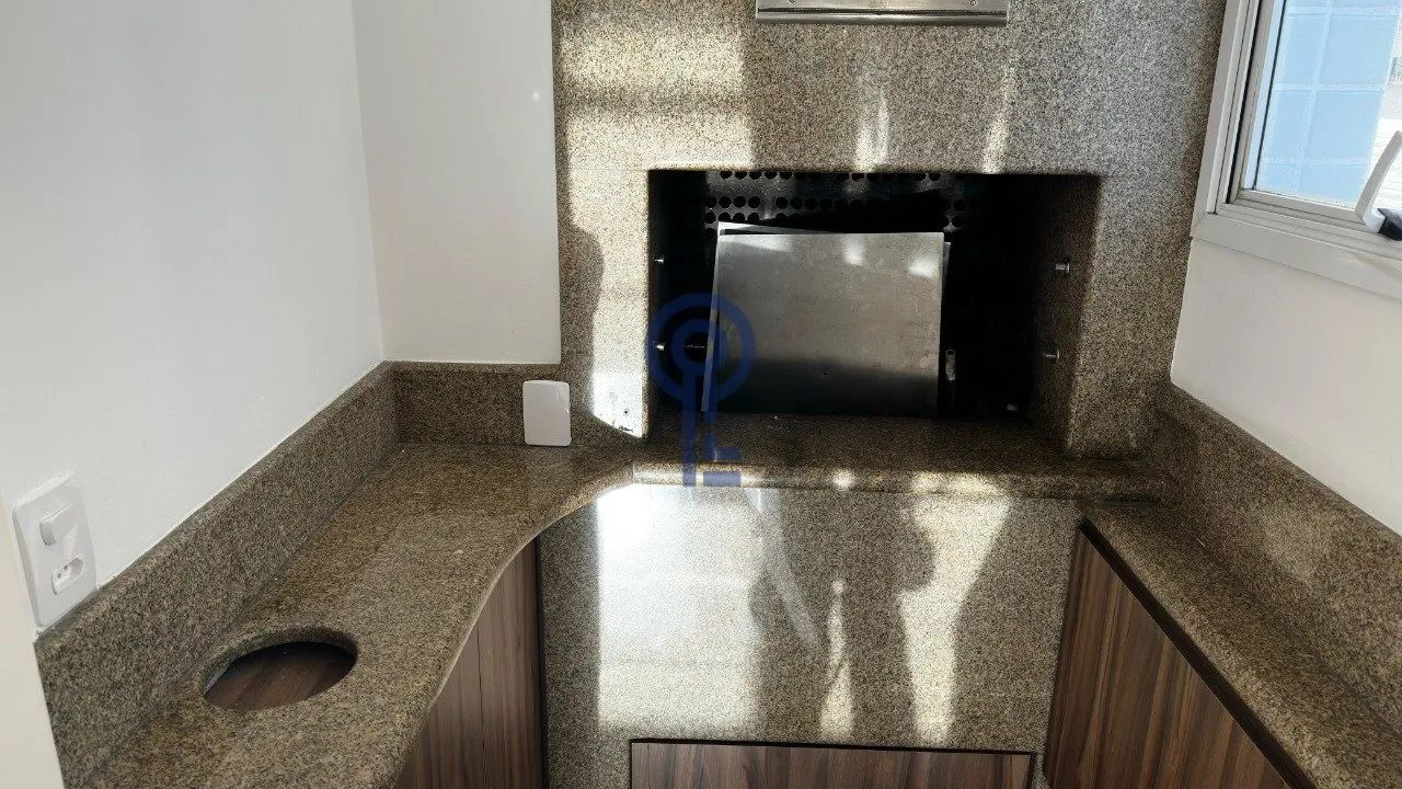 Apartamento com 4 dormitórios na Beira-Mar - Foto 4