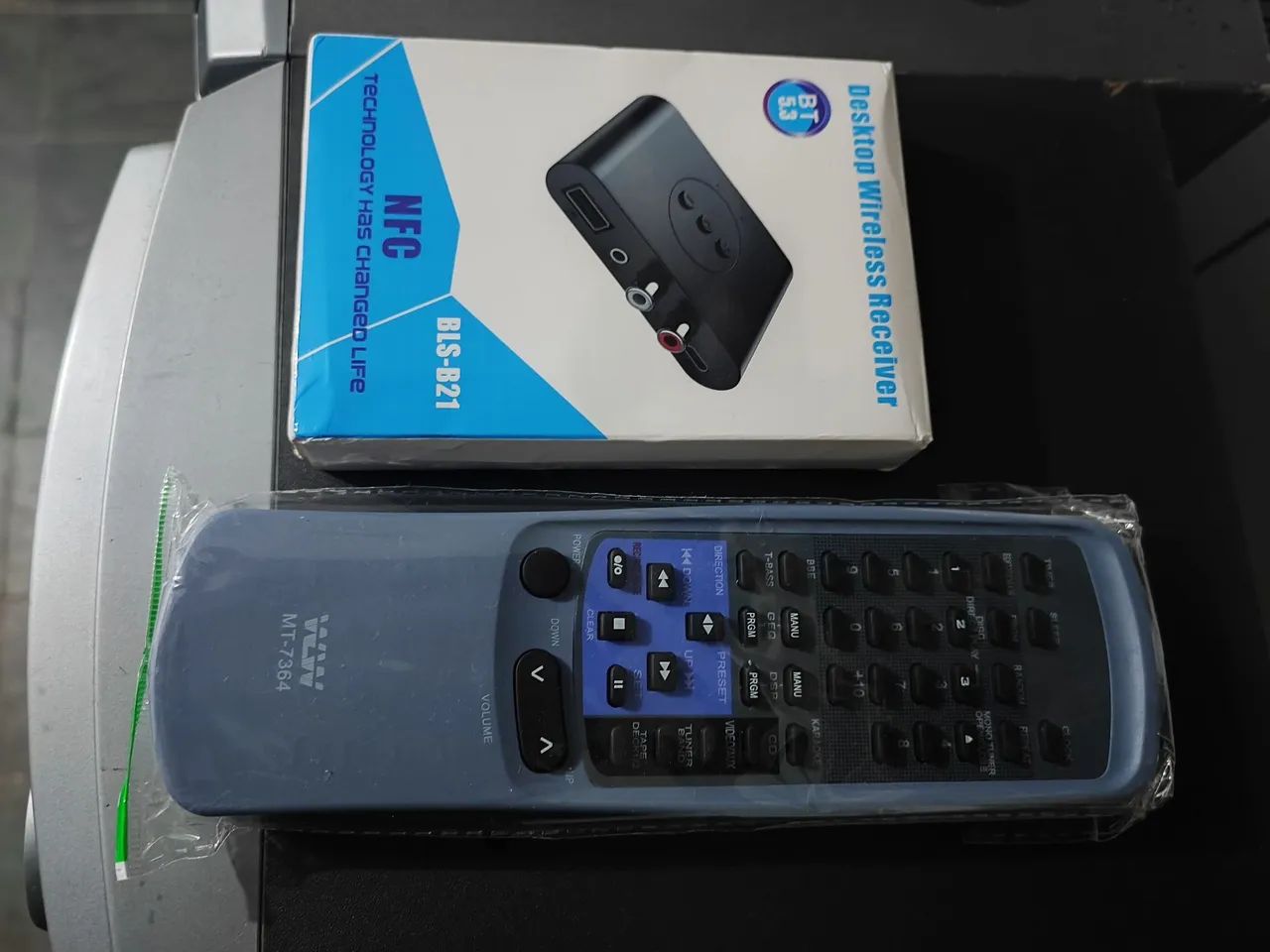 Vendo som aiwa modelo NSX-S910 com controle e adaptador bluetooth e USB - Foto 3