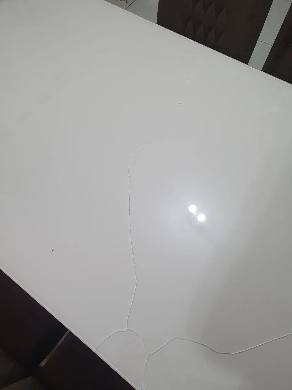 Tampo de Mesa com Vidro (rachado)