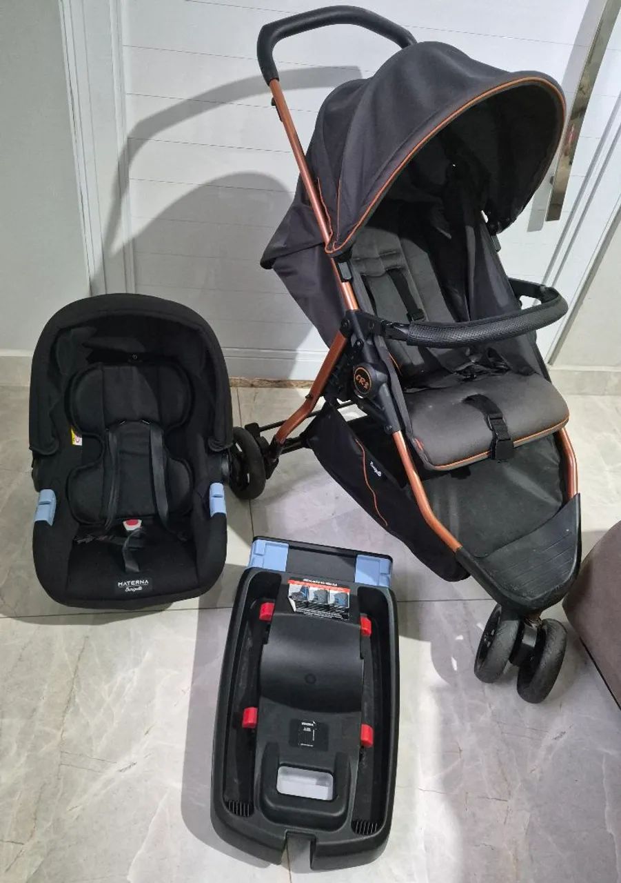 Carrinho de bebê com bebê conforto  - Foto 4