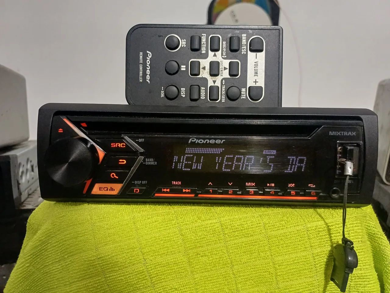 Pioneer  Deh S1080UB ( COM BLUETOOTH NO AUXILIAR) - Foto 3