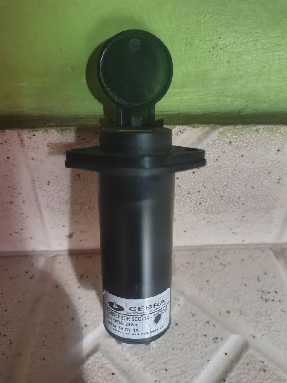 Carregador USB para carro bivolt 12v e 24v