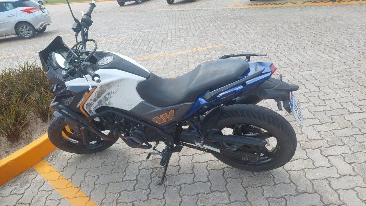 Moto em perfeito estado 