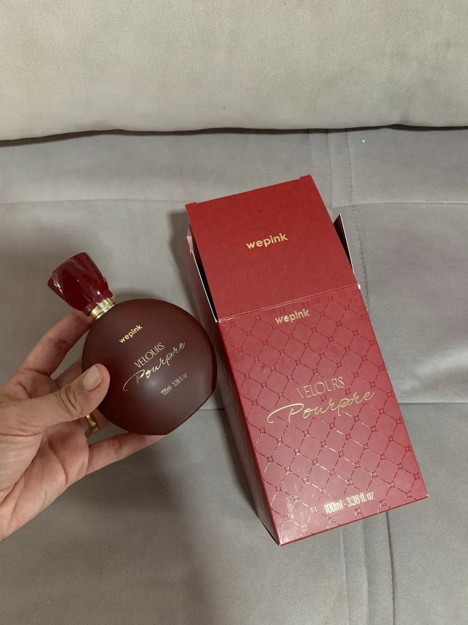 Vendo ou troco perfume we pink  - Foto 2