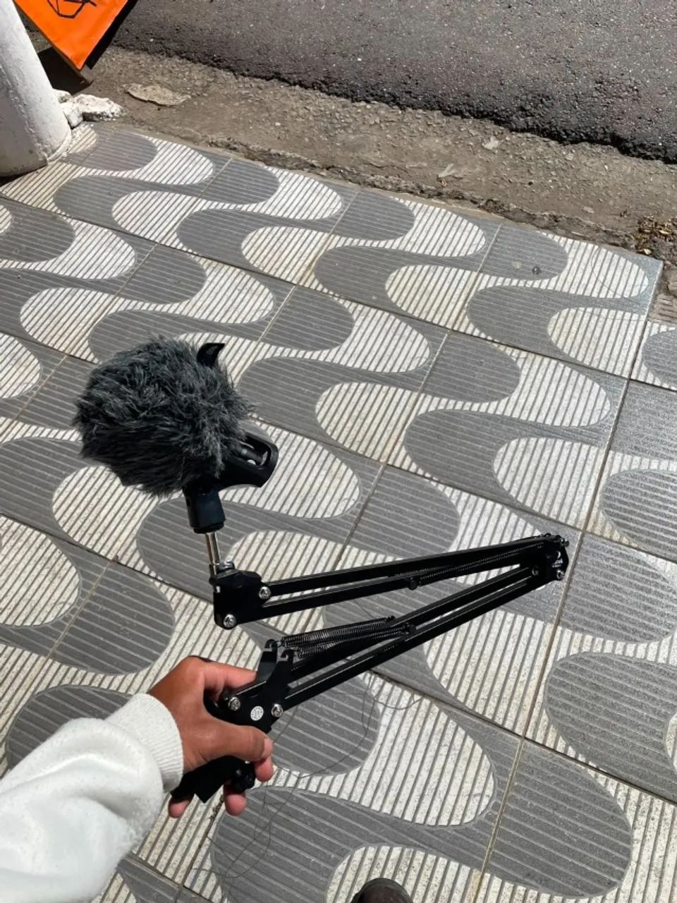 Microfone + Braço Articulado