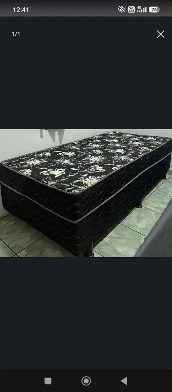 Vendo uma cama box solteiro
