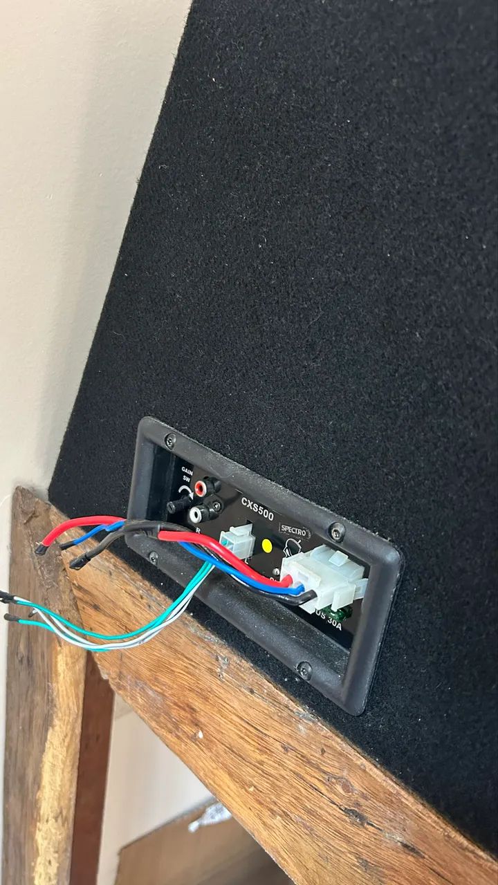 Caixa amplificada Corzuz 10 polegadas Mais kit duas vias JBL