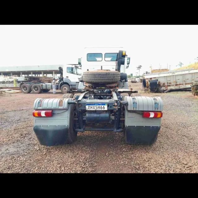 MB AXOR 3344 6X4 ANO 2022 195.000KM - Foto 8