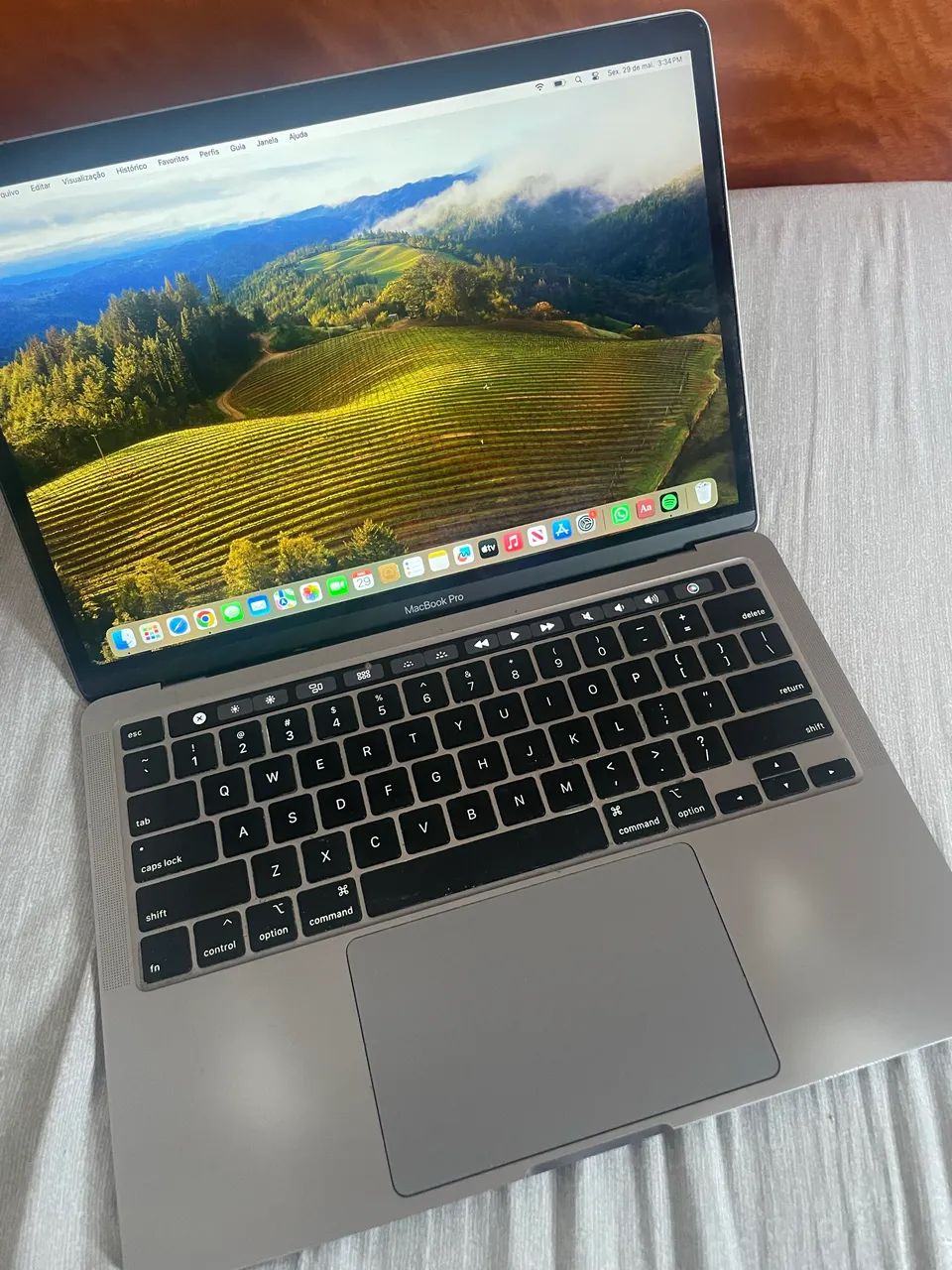 MacBook Pro 2020 inch13 Touch Bar i5 - Notebooks - Condomínio