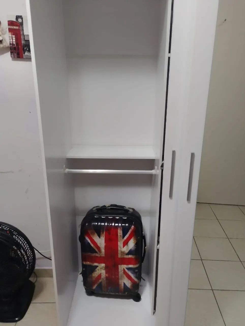 Guarda Roupa 3 portas 2,3X2,0X0,50 - Foto 2