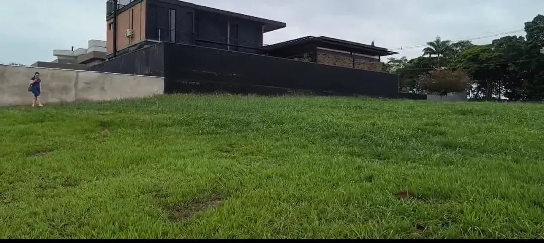 Terreno condomínio Florisa