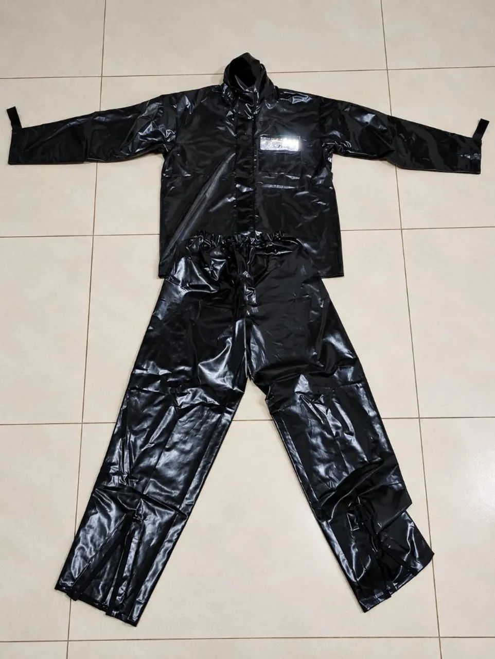 Capa de chuva nylon nova  - Foto 4