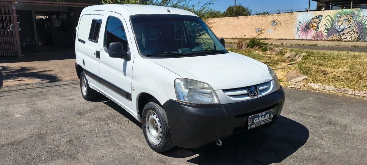 Peugeot Partner Partner Furgão 1.6 16V/ 1.6 16V Flex 3p 2017