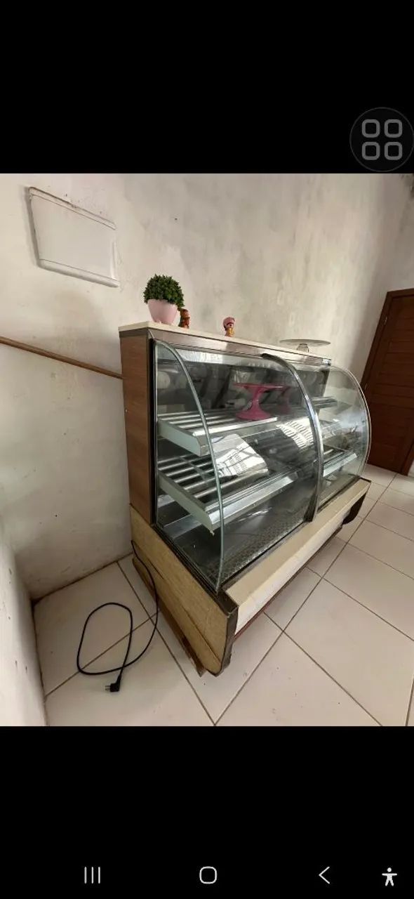 Vitrine Expositora de Vidro Curvo para Bolos, Doces e Salgados - Foto 5