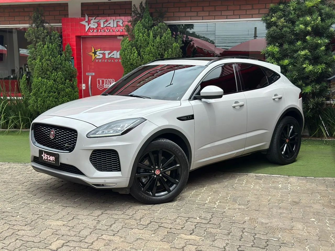 Jaguar E-Pace 2.0 AWD 249cv Aut. 2020