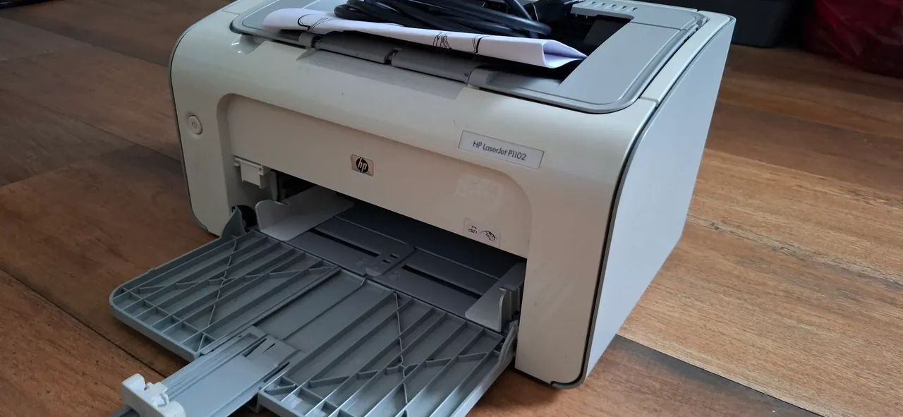 Impressora hp laserjet P1102 usada - Foto 3