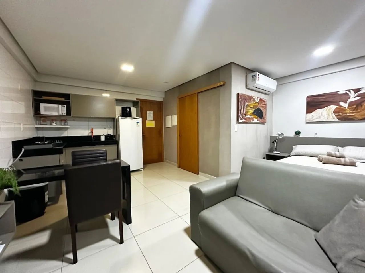 FLAT MOBILIADO EM JARDIM OCEANIA