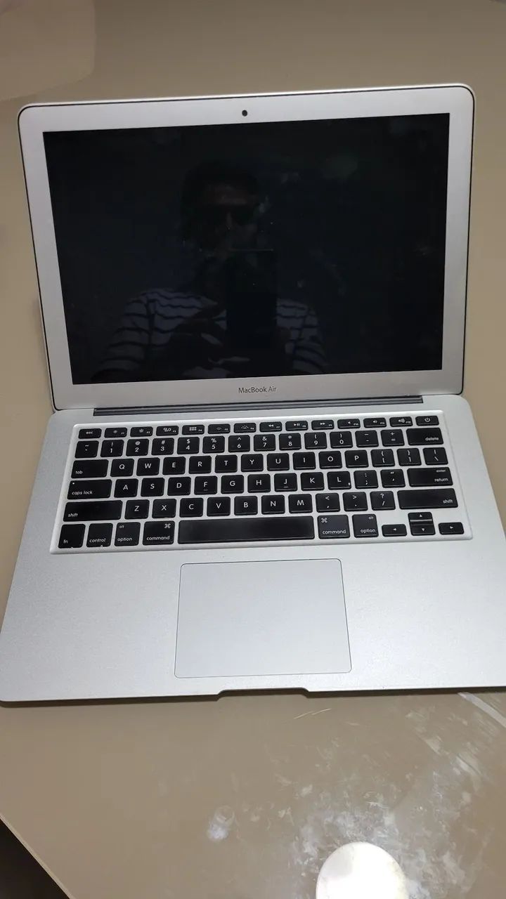 MacBook Air 13" Apple (Modelo A1466) - Funcionando Perfeitamente - Foto 2